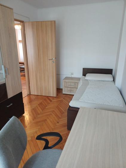 Apartament 3 camere , Prefectura! - 10