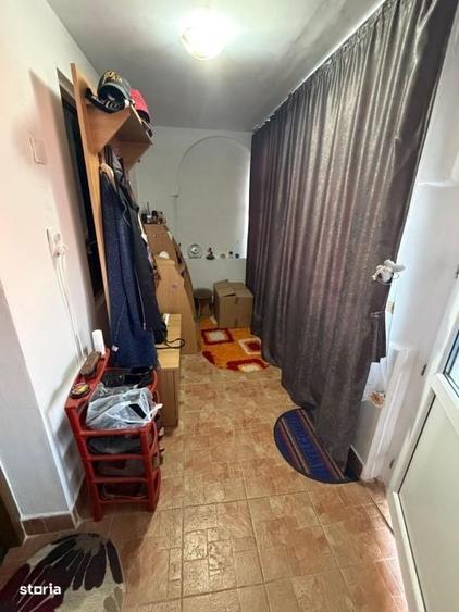 Casă cu 3 camere în Central