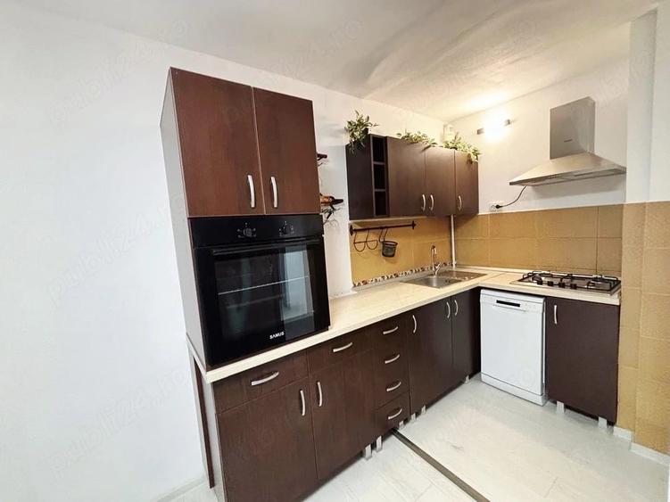 Se ofera spre inchiriere un apartament spa?ios, luminos ?i complet mobilat ?i utilat, situat intr-o - 8