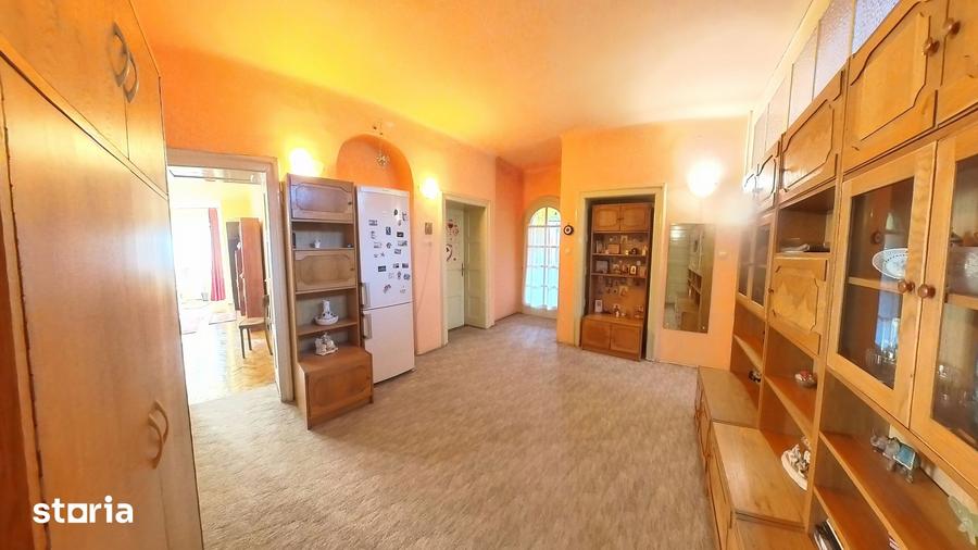 Vila tip Duplex in centrul istoric Brasov, cu 70% din terenul de 900mp - 16