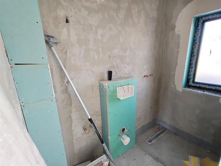 Duplex cu 3 camere cu Teren 252 Mp în Moșnița Nouă