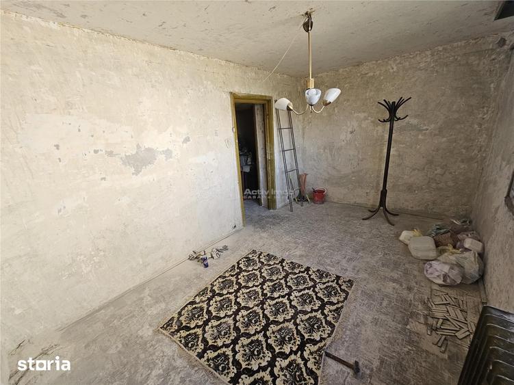 Apartament cu 2 camere semidecomandat în Nord