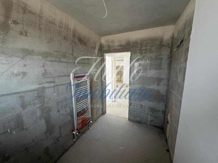 Apartament cu 2 camere semidecomandat în Florești