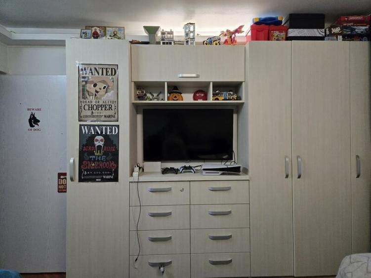 Apartament cu 3 camere semidecomandat, mobilat în Brâncoveanu