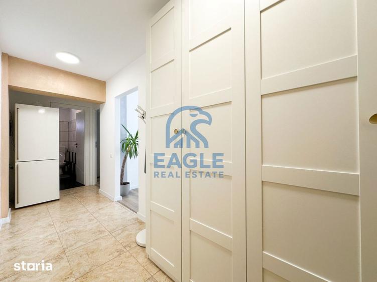 Apartament cu 2 camere decomandat, mobilat în Central