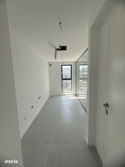 Apartament cu 6 camere în Central