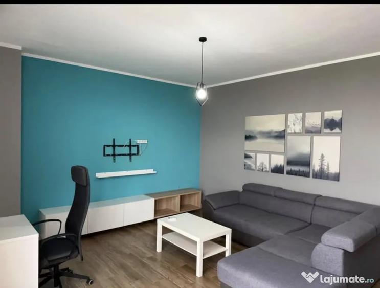 Apartament cu 2 camere semidecomandat în Lipovei