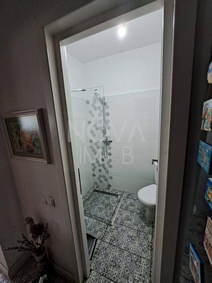 Apartament cu 3 camere decomandat, mobilat în Șelimbăr