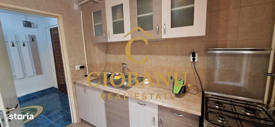 Apartament cu 2 camere decomandat în Rovine