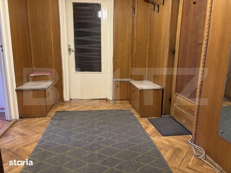 Apartament cu 3 camere decomandat în Central