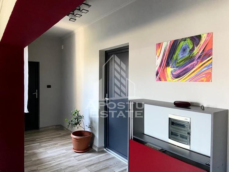 Casă individuală cu 4 camere cu Canalizare în Grădiște