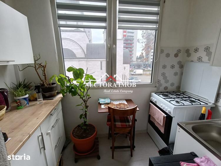Apartament cu 3 camere în Calea Aradului
