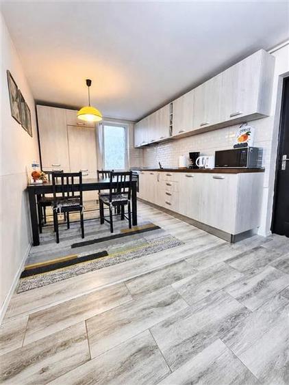 Apartament 2 camere decomandat renovat, zona Astra - 4