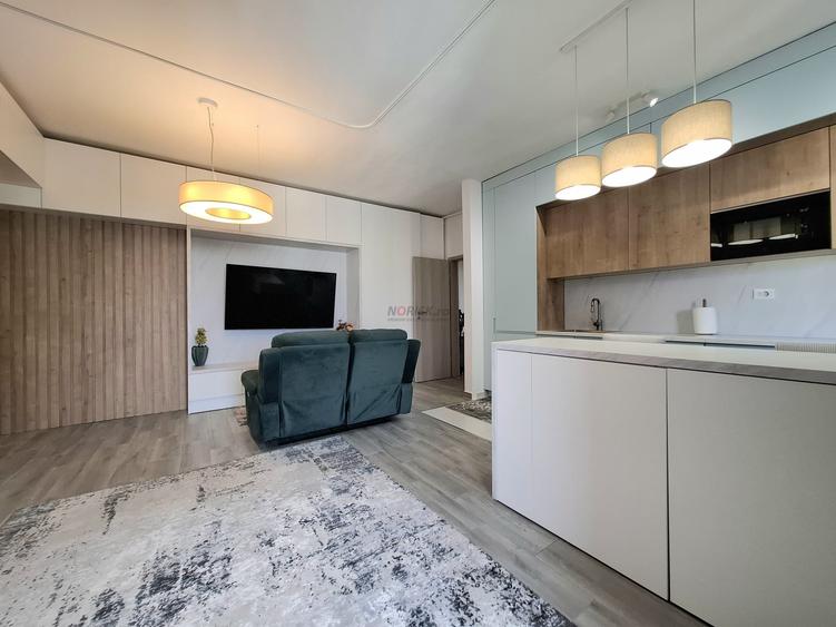 Apartament cu 2 camere semidecomandat, mobilat în P-ța Muncii