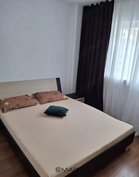 Apartament cu 2 camere decomandat în Valea Aurie