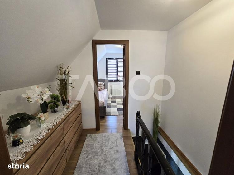 Apartament cu 3 camere semidecomandat, mobilat în Mihai Viteazul
