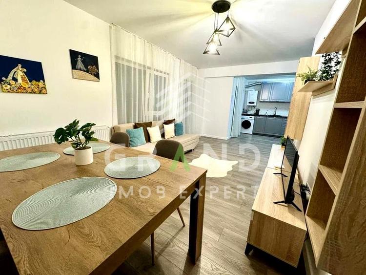Apartament cu 2 camere semidecomandat, mobilat în Dâmbul Rotund