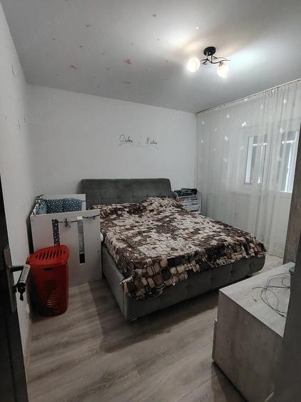 Apartament cu 3 camere decomandat în Nord