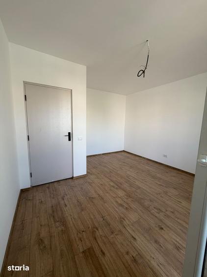 Casa de vanzare, 3 camere, curte imprejmuita, gata de mutat ! - 3