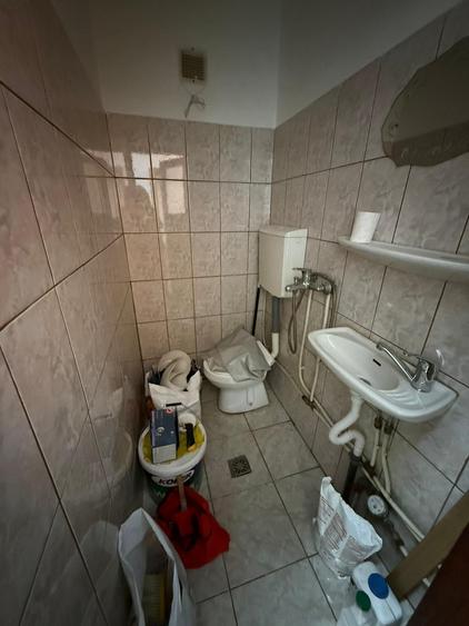 Apartament cu 3 camere în Zorilor