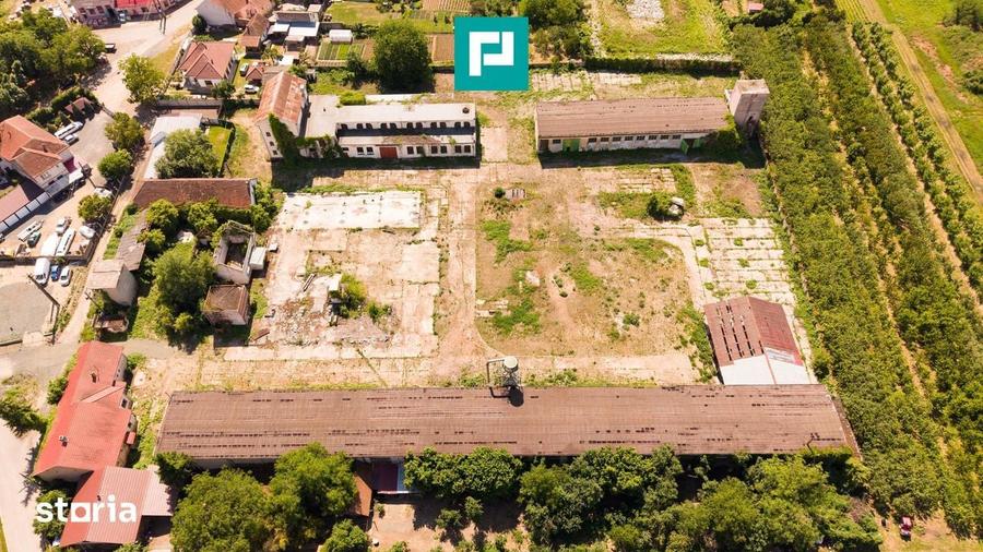 Spațiu comercial, de 700 mp, în Central