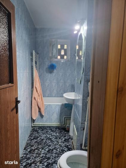 Apartament cu 2 camere nedecomandat în Micro 5