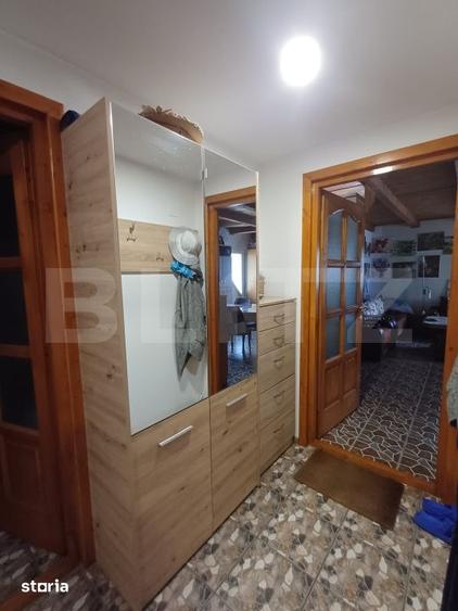 Casă cu 5 camere cu Teren 2800 Mp în Moldovenești