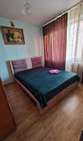 Apartament cu 3 camere decomandat, mobilat în Gorjului