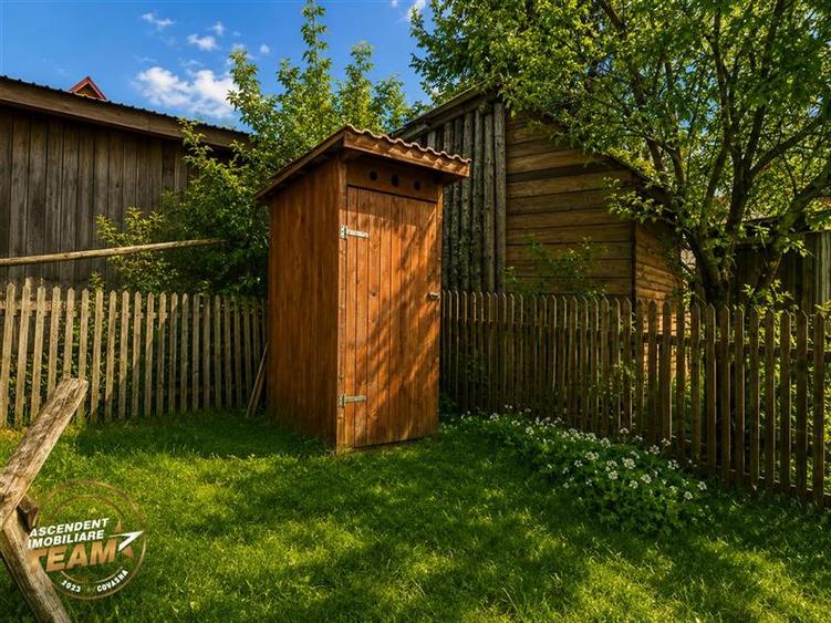 Casă individuală cu 2 camere cu Teren 553 Mp în Sâncrăieni