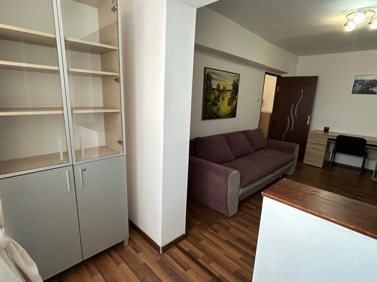 Apartament cu 2 camere decomandat în Gheorghe Lazăr