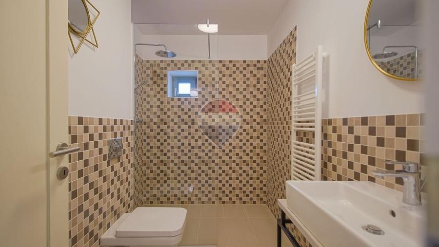 Apartament cu 2 camere decomandat, mobilat în Brașovul Vechi