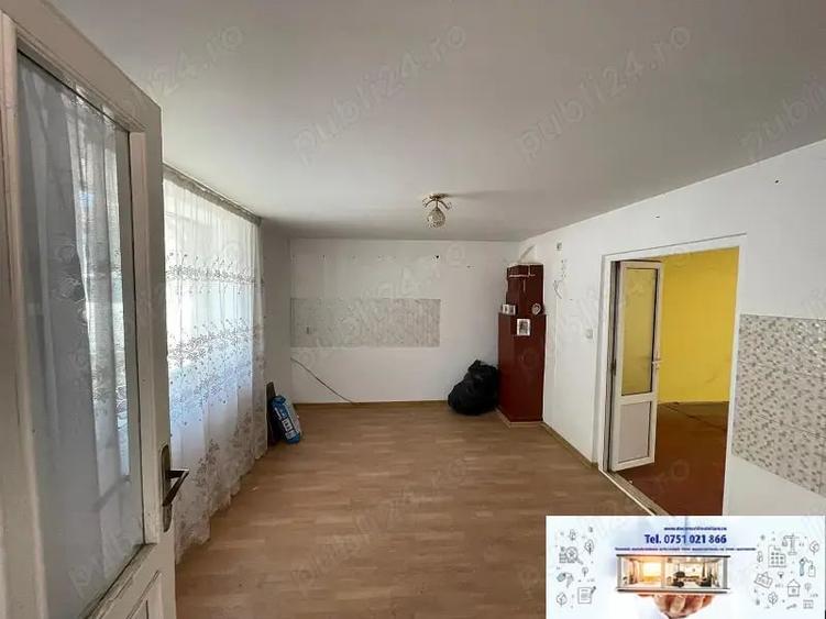 Casă cu 6 camere cu Teren 294 Mp în Central