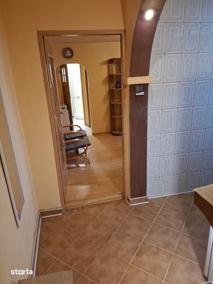 Apartament cu 3 camere în Micro 14