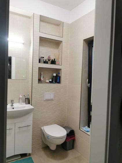 Casă cu 4 camere în Vadu Anei