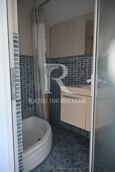 Casă individuală cu 3 camere cu Canalizare în Hidișelu de Sus