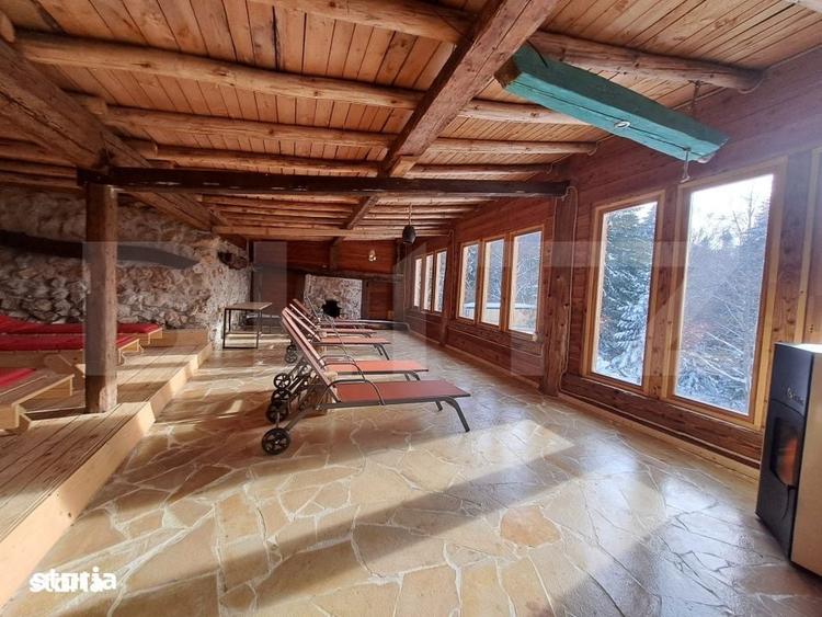 Casă cu 5 camere cu Teren 1000 Mp în Central