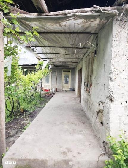 Casă cu 4 camere cu Teren 1076 Mp în Matca