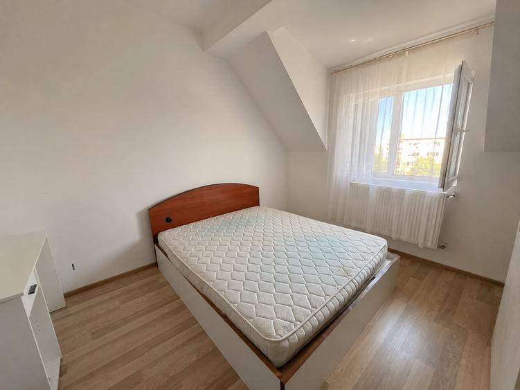 Garsonieră nedecomandată, mobilată în Complex Studențesc
