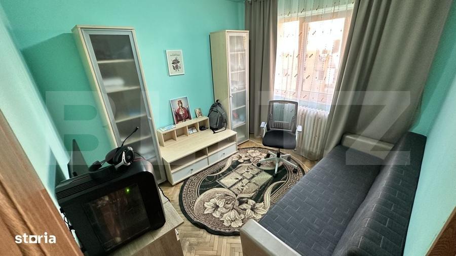 Apartament cu 3 camere semidecomandat în Ultracentral