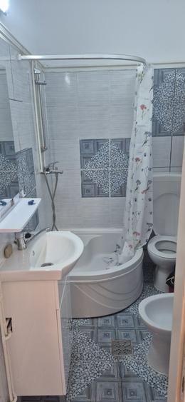 Apartament cu 2 camere decomandat în Drumul Carului