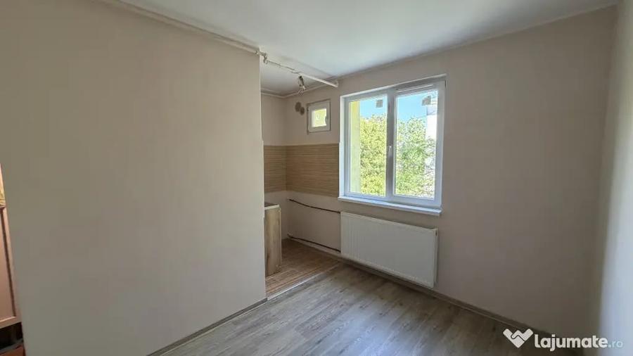 Apartament cu 2 camere nedecomandat în Central