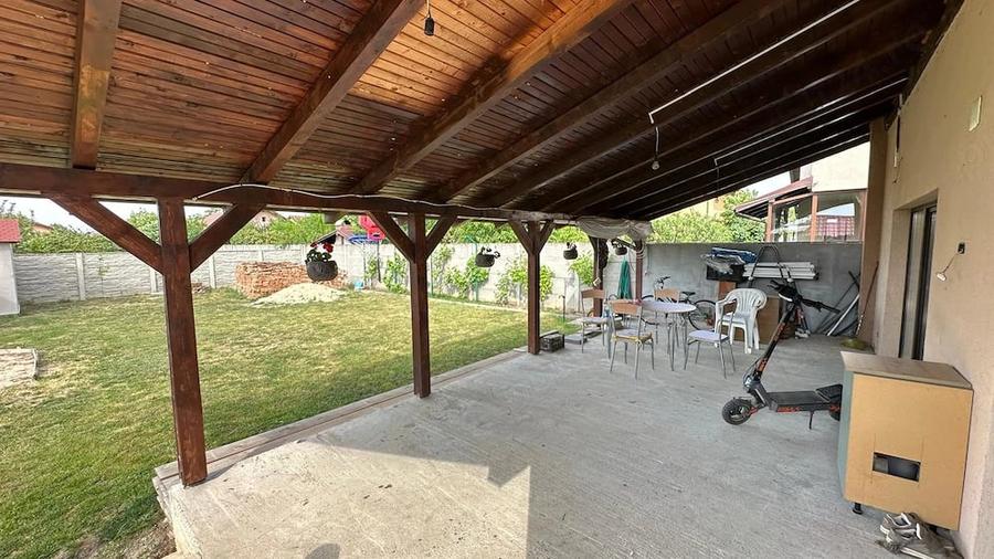 Casă cu 5 camere cu Teren 607 Mp în Chișoda