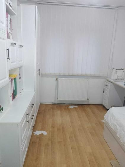 Apartament cu 4 camere decomandat în Unirii Centru