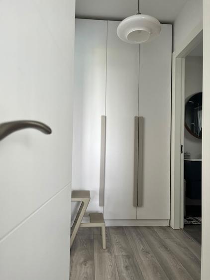 Apartament cu 2 camere semidecomandat, mobilat în Floreasca