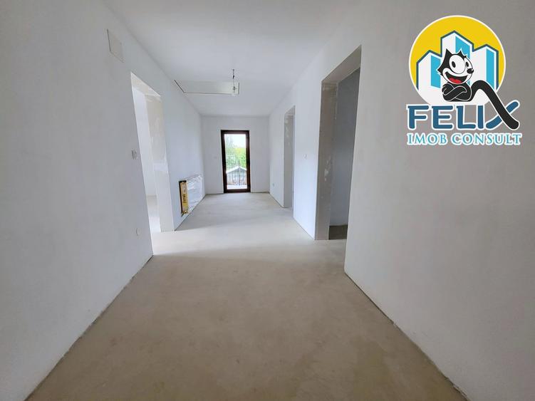 Casă individuală cu 5 camere cu Garaj în Mărgineni