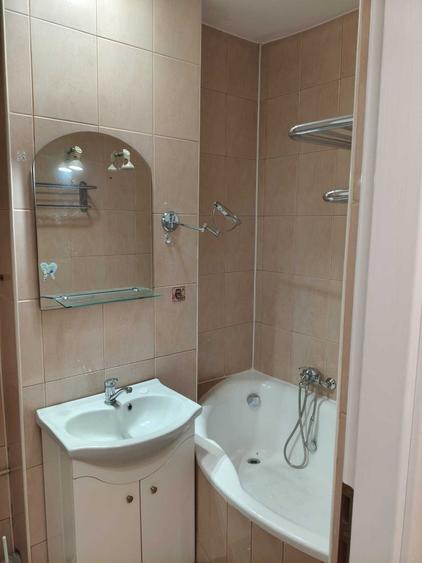 Apartament cu 2 camere decomandat în 1 Decembrie 1918