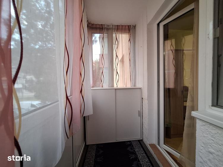 Apartament cu 2 camere nedecomandat în Girocului