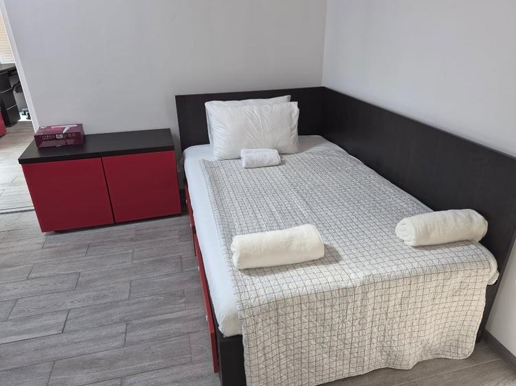 Apartament cu 2 camere, mobilat în Faleza Nord