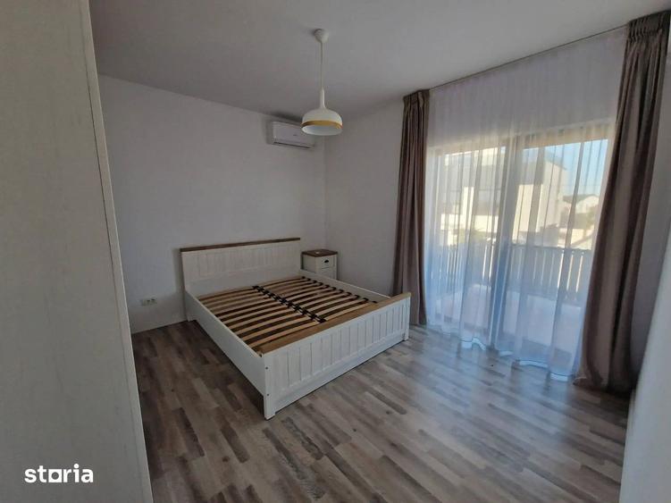 Casă cu 3 camere cu Canalizare în Tunari