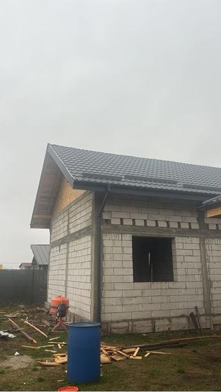 Casă cu 4 camere în Petrăchioaia